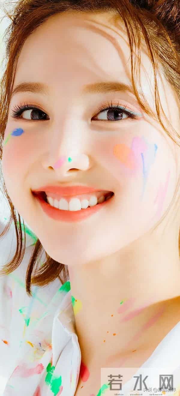 娜年今日——林娜琏时尚写真大图