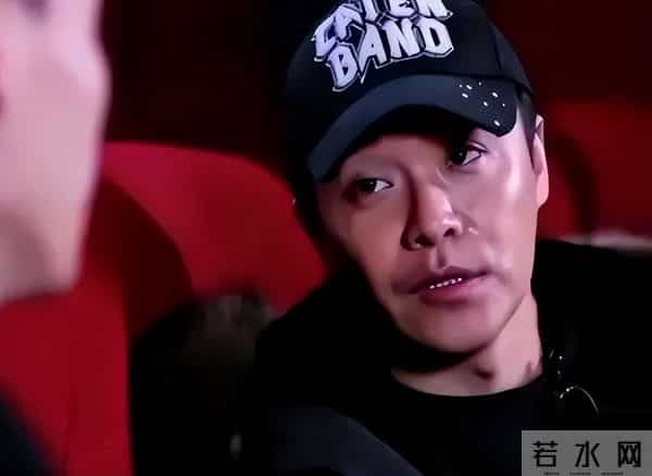 47岁陈思诚为花心买单，狂赚百亿，仍念着前妻，醒悟也来不及