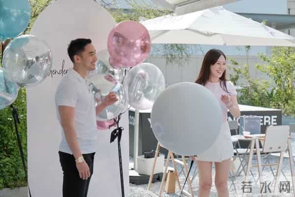 香港著名女星的前夫第三段婚姻陷入危机,女方已经删光所有合照