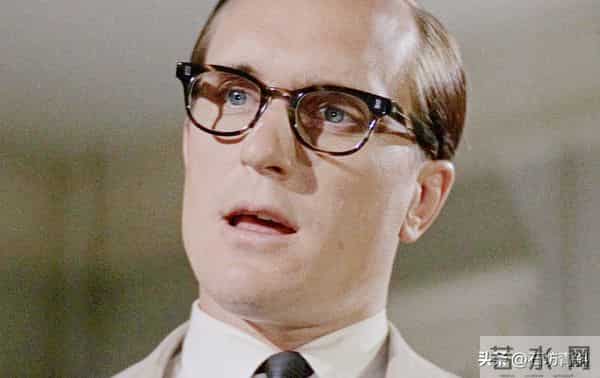 4次婚姻,1座奥斯卡,94岁硬汉为何最终为小41岁的她倾心?