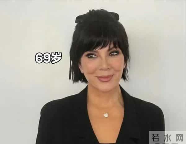 51岁周迅头发花白,一脸老态认不出,强大心态令人叹服!