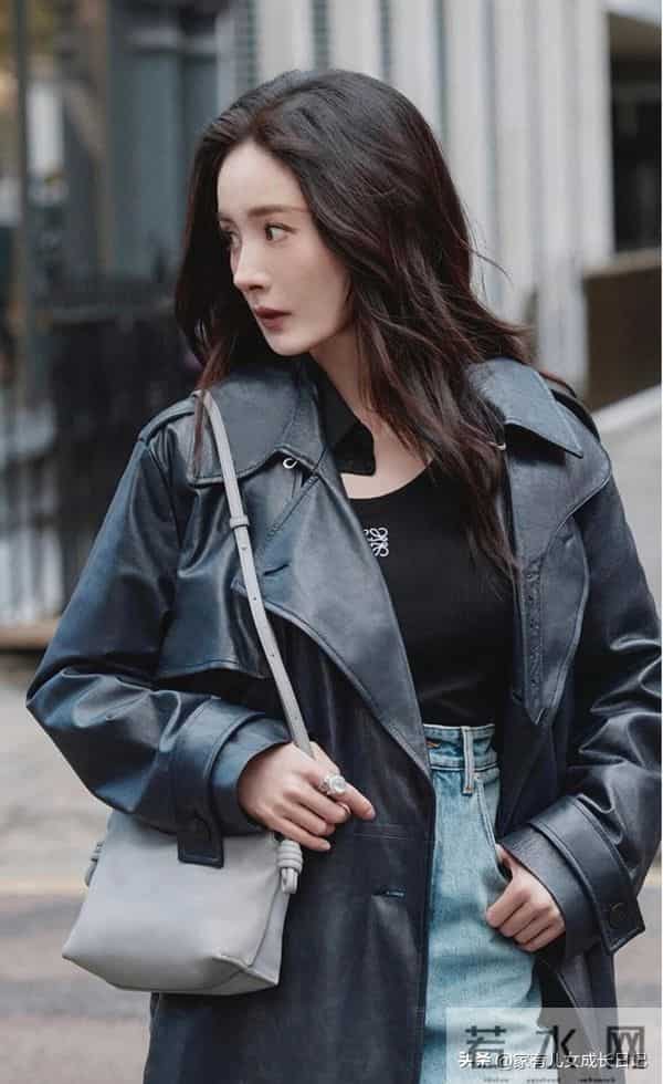 杨幂把大衣穿明白了 酷飒慵懒全拿捏 普通人这么搭 出街也能有明星范