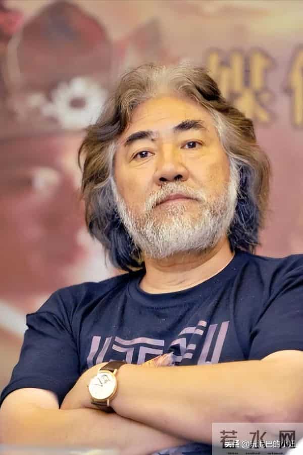 美猴王影业指控张纪中涉嫌职务侵占，数额达800万，张纪中任董事