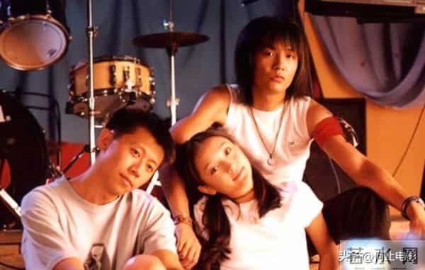 周迅怎么老成这样？才50岁就头发花白瘪嘴模样，无儿无女成遗憾