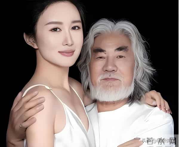 杜星霖怒怼网络暴力,一岁女儿遭恶评,74岁张纪中爷孙恋再惹争议