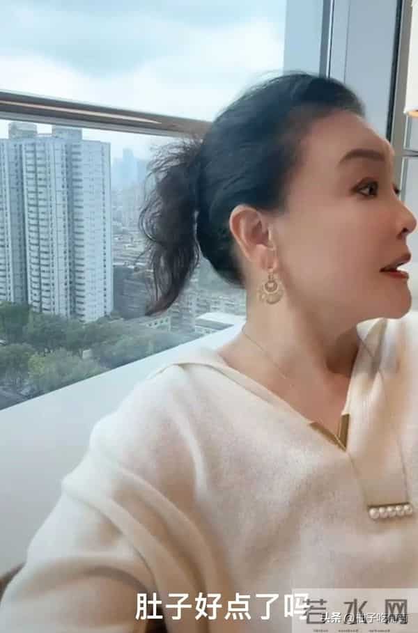 张兰“认怂”名场面!前一天嘴硬“亲孙子想晒就晒”,隔天被拿捏