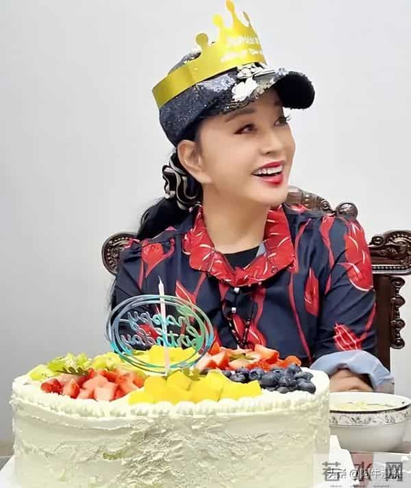 一辈子对刘晓庆忠诚,也没挽回婚姻,65岁仍单身的他后悔了吗