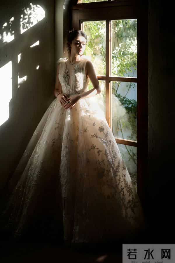 11.4娱乐瓜:肖战 杨紫 成毅 杨幂 白鹿 彭小苒 张凌赫 梁洁 李兰迪