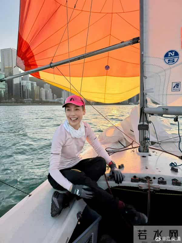 TVB视后长期无剧可拍！获高人指点放平心态，离婚近10年仍单身