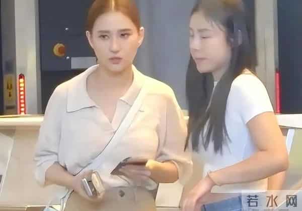 李湘没想到，自己养得“膀大腰圆”的女儿，竟为何超莲做“嫁衣”