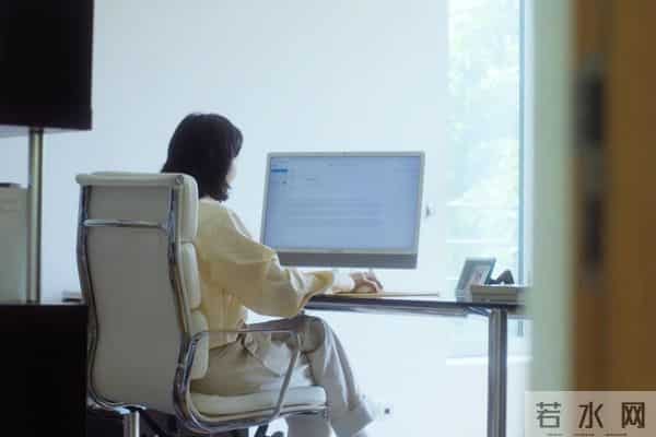 被金高银新剧种草了好多单品，从优衣库到爱马仕都帮大家扒出来了