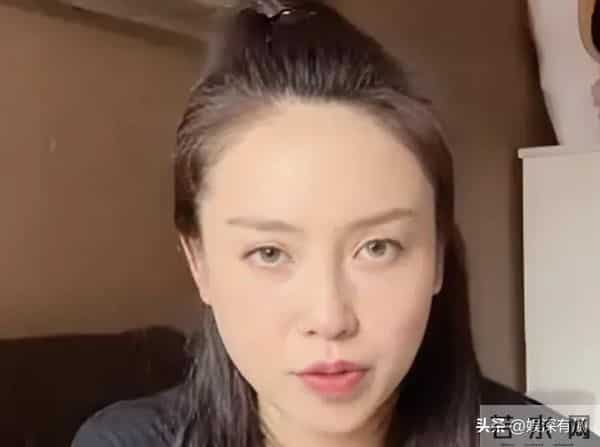 朱赤丹：结婚多年无儿无女，45岁辞职选择创业，因考试压力大痛哭