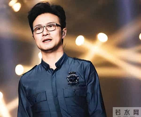 汪峰演唱会翻车被群嘲，葛荟婕：只往女人身上使劲，唱不上去正常