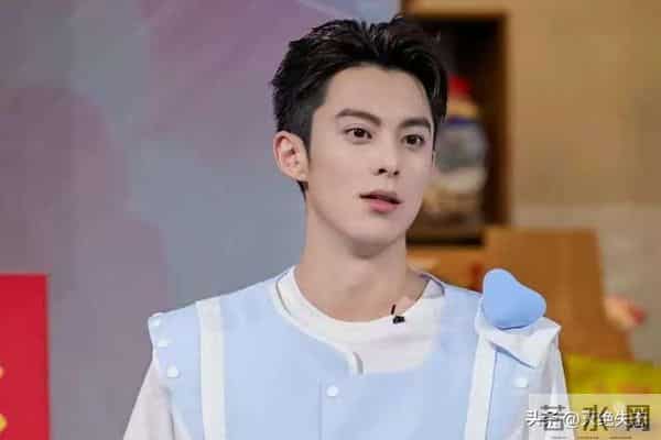 为了割韭菜,脸都不要了?这几位明星“捞钱”的样子太难看了!