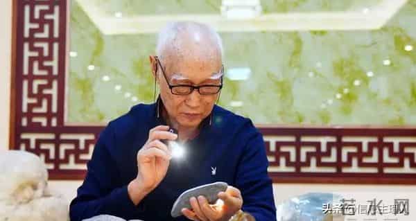 吃相太难看，他出轨、背刺亲家的时候，完全忘记自己是“凤凰男”