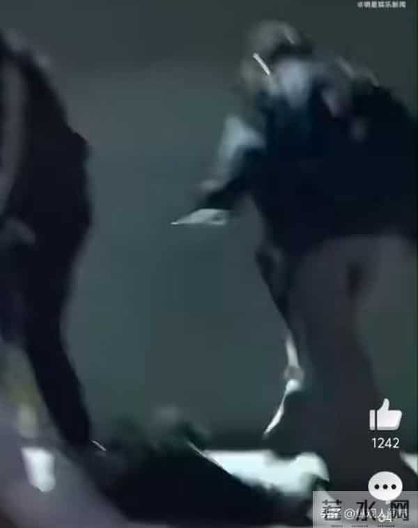 刘诗诗6岁儿子步步被嘲‘魔丸’,打架扯开躺地撒泼,用腿绊妈妈