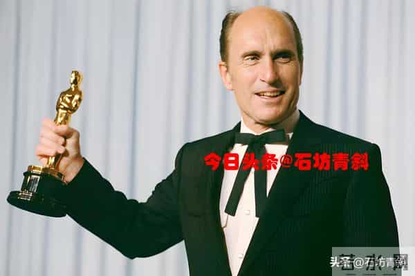 4次婚姻,1座奥斯卡,94岁硬汉为何最终为小41岁的她倾心?