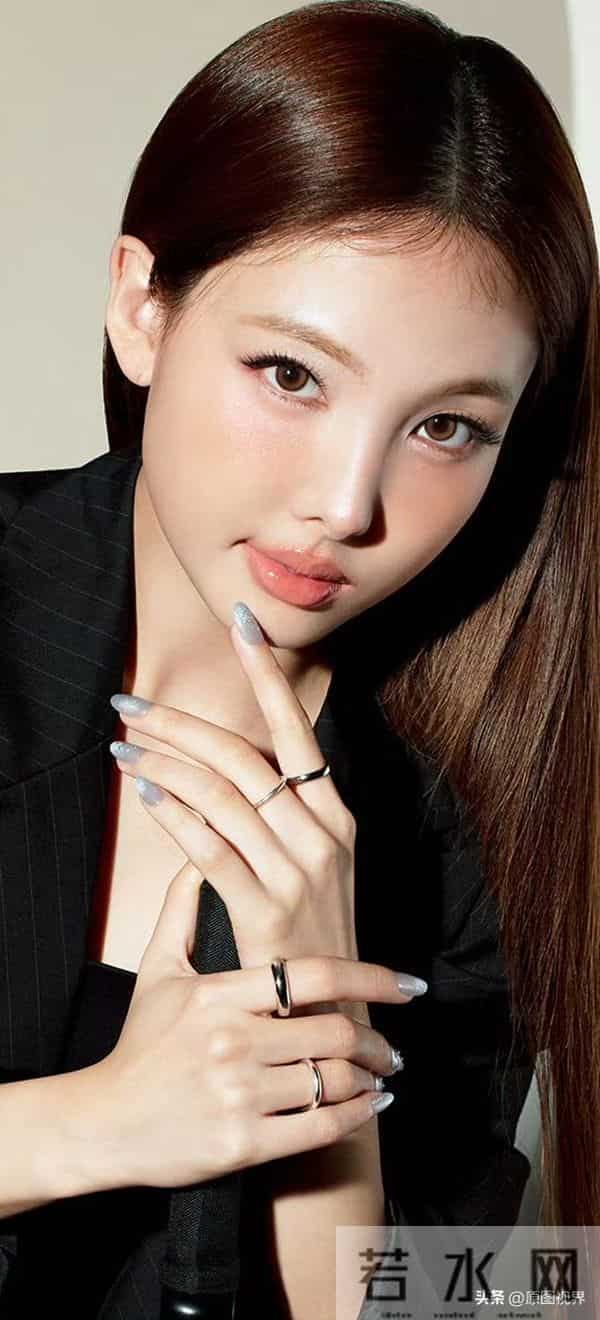 娜年今日——林娜琏时尚写真大图