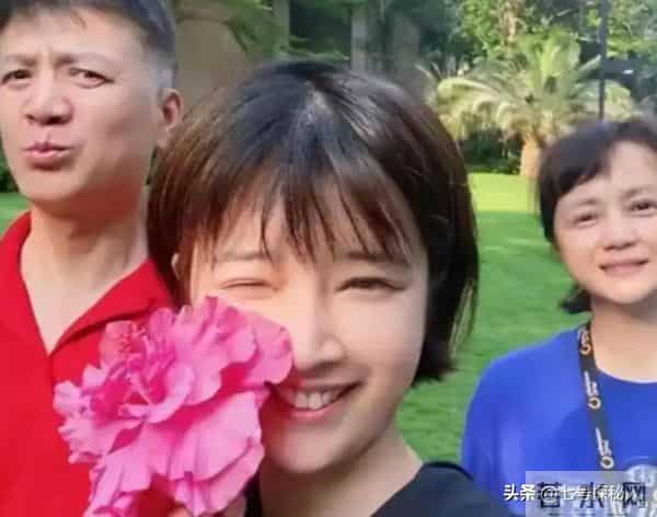 59岁茹萍的痛:女儿离婚,儿子大龄未婚,风光背后满是无奈