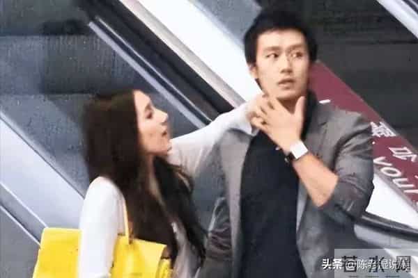 哈弗学霸辛奇隆:22岁成为赌王女婿,结婚5年后,他如今怎样?