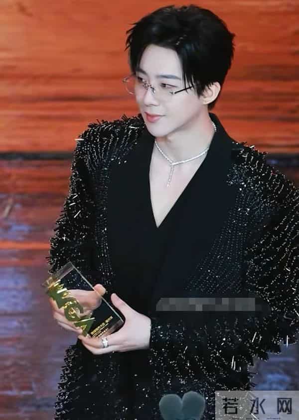 微博视界大会落幕:4人零差评,3人翻红,2人升咖,只有她被骂惨