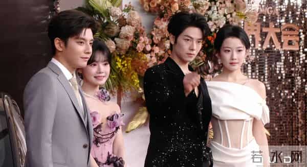 短剧顶流走内娱的红毯确定不是自取其辱吗 被内娱顶流秒的渣都不剩