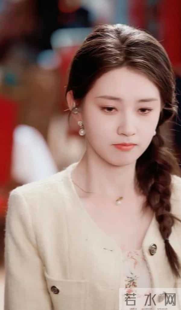 坦白与刘萧旭关系刚半月，郭宇欣再破天花板，让整个娱乐圈沉默了