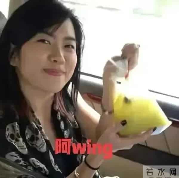 黎明现身街头,老婆阿wing贤妻良母