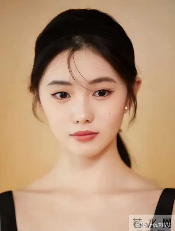 刘浩存绝美性感，气质封神惊艳瞬间