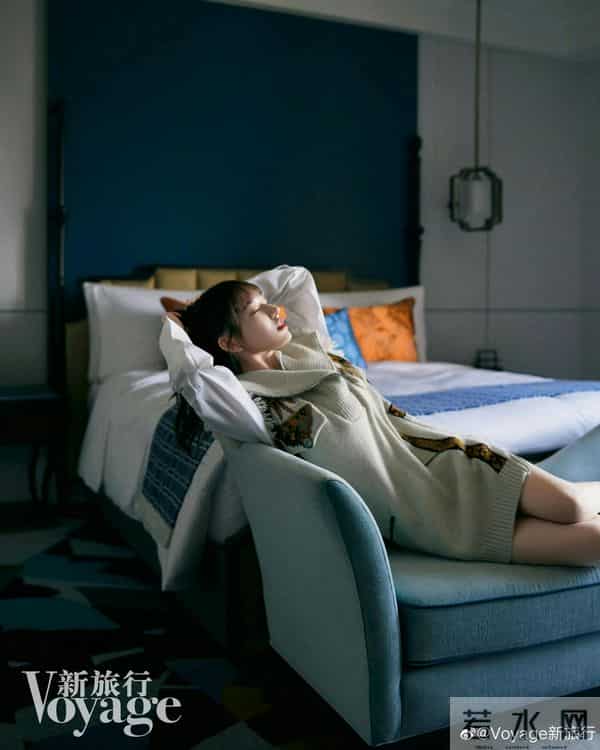 程潇光脚丫齐刘海写真，太清纯身材又棒