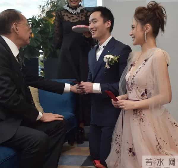 突发！阿娇前夫再曝离婚，结束人生第三段婚姻，妻子一夜删光合照