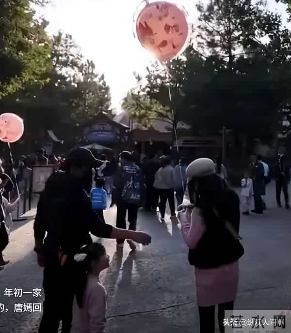 刘诗诗6岁儿子步步被嘲‘魔丸’,打架扯开躺地撒泼,用腿绊妈妈