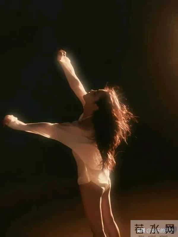 真没想到蔡文静的身材这么好,网友评价性感而不艳俗,自带仙气!