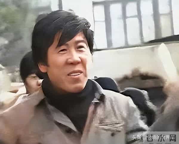 原来他俩是夫妻，被老婆领导了一辈子，68岁住大别墅却仍坚持拍戏