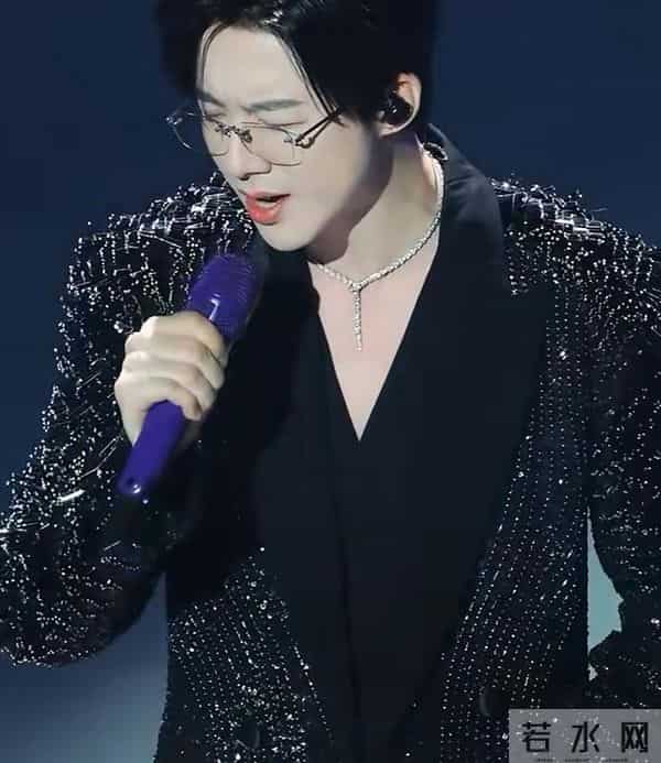 微博视界大会落幕:4人零差评,3人翻红,2人升咖,只有她被骂惨