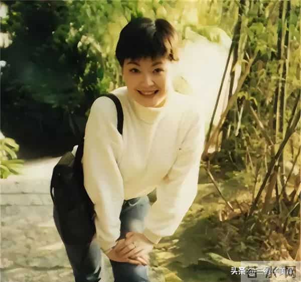 丁克15 年遭婆婆催生，41岁生下“矮小症”女儿，王小骞如今怎样了