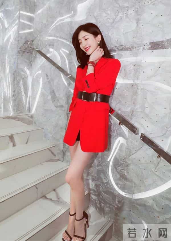 江疏影 美腿玉足，大长腿女神又美又飒，太迷人