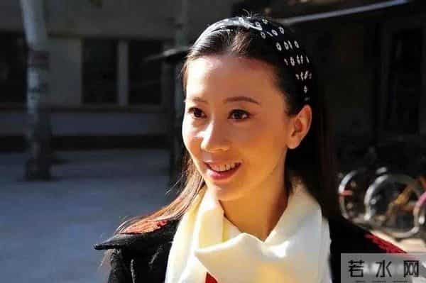 49岁仍单身！曾因“全裸写真”遭全网唾骂，如今她活成了这样！