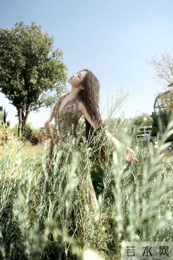 11.4娱乐瓜:肖战 杨紫 成毅 杨幂 白鹿 彭小苒 张凌赫 梁洁 李兰迪