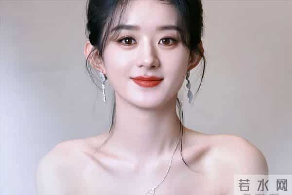 被“艳压”8年,杨幂再次官宣新消息,已是赵丽颖高攀不起的存在