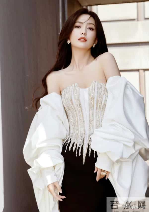 佟丽娅！锡伯族人！"完美身材 "性感丰满迷人气质女人