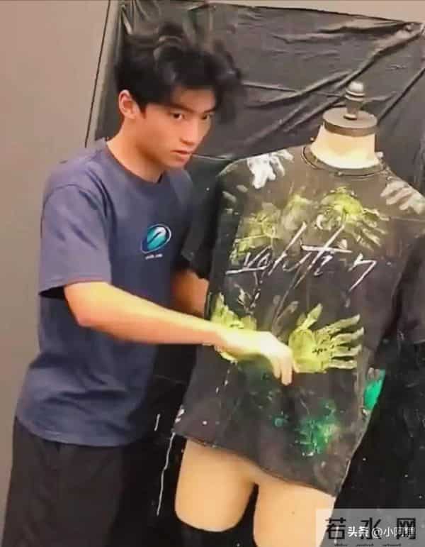 星二代长大了!谢霆锋儿子Lucas近照曝光,网友:这气质绝了