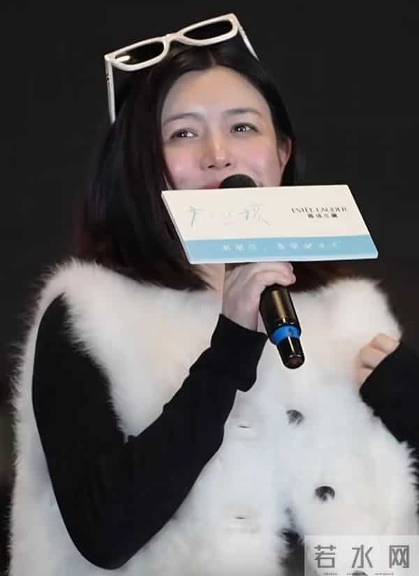 离婚不到九个月，陈妍希就有了新生活，她早就把前夫陈晓给看透了