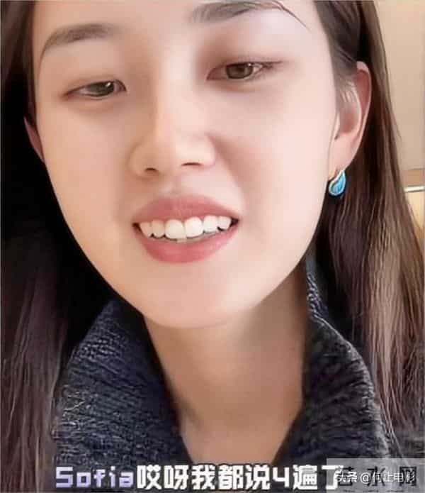 横店这一夜,大气明媚的短剧女神郭宇欣,力压内娱一堆“排骨精”