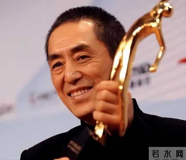 与张艺谋分手多年后,前配偶肖华坦言:在爱别人前,先学会爱自己