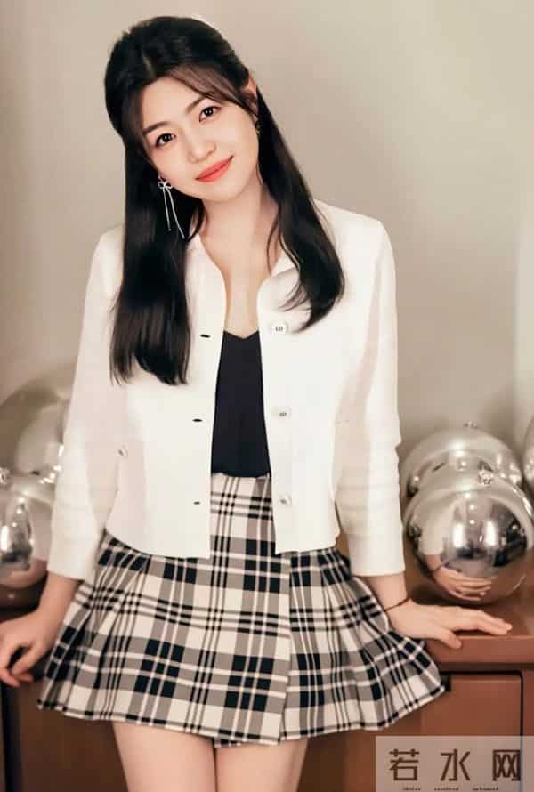 离婚不到九个月，陈妍希就有了新生活，她早就把前夫陈晓给看透了