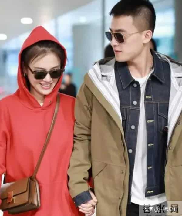 眼神骗不了人！欧豪晚会上一个细节，暗示了对马思纯的态度