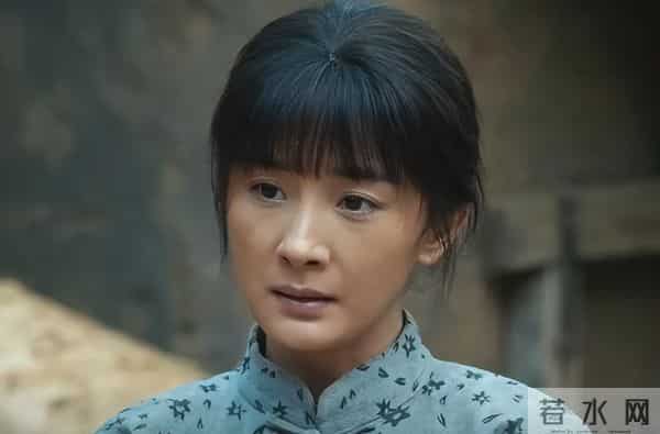 被“艳压”8年,杨幂再次官宣新消息,已是赵丽颖高攀不起的存在