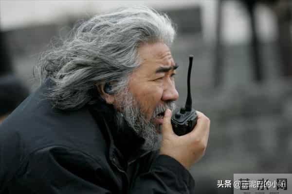 美猴王影业指控张纪中涉嫌职务侵占，数额达800万，张纪中任董事