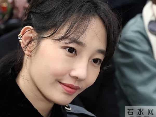 没了“贵人”撑腰,过气女星的残酷,在41岁白百何身上展露无遗